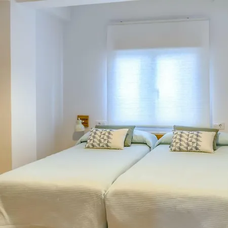 Aparicio Sun Beach تورّيفيِخا