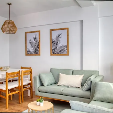 Aparicio Sun Beach شقة